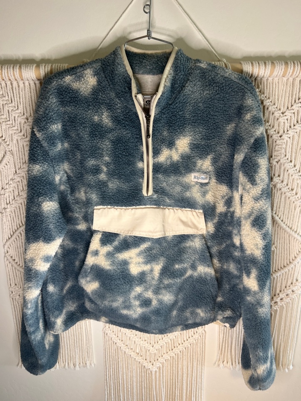 Rip Curl Blue and Cream Tie-Dye Sherpa Half-Zip Pullover